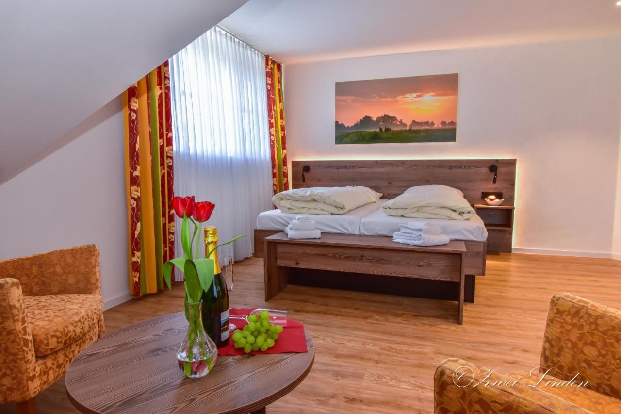 Hotel Zwei Linden - Links Der Elbe - Niedersachsen Balje Exterior foto