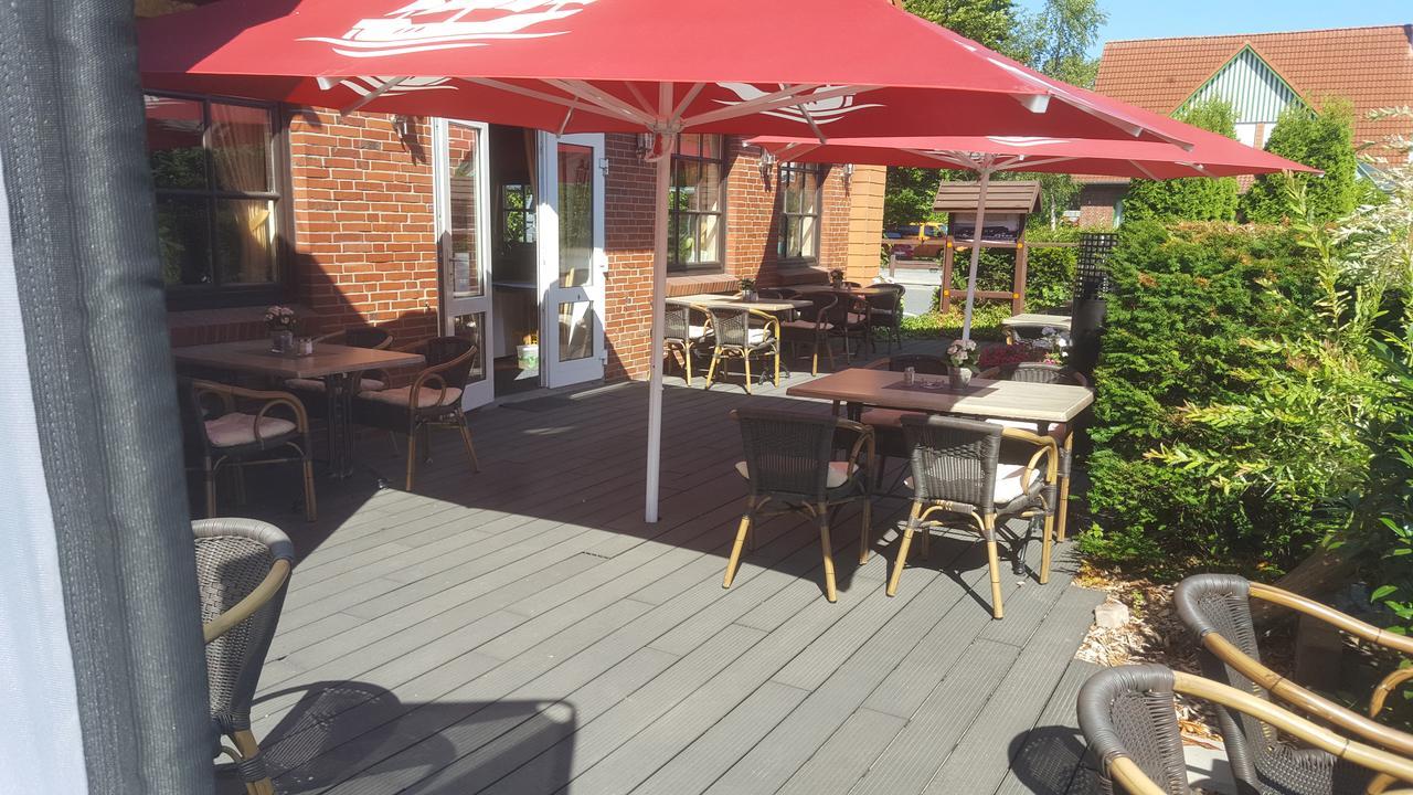 Hotel Zwei Linden - Links Der Elbe - Niedersachsen Balje Exterior foto